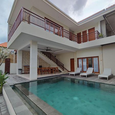 Villa Lovecho Canggu Εξωτερικό φωτογραφία