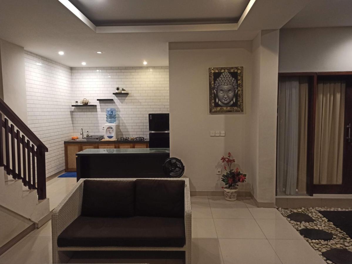 Villa Lovecho Canggu Εξωτερικό φωτογραφία