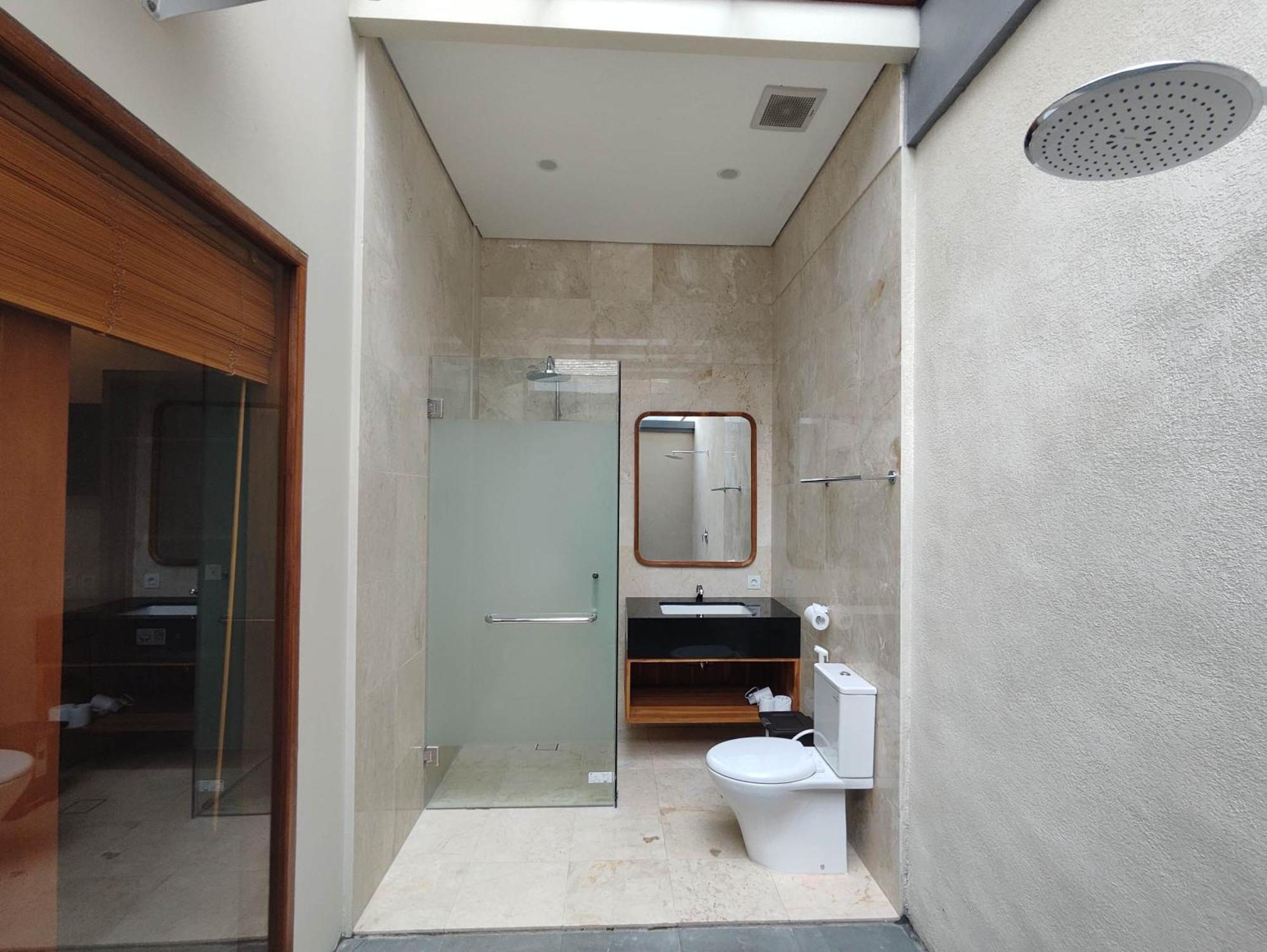 Villa Lovecho Canggu Εξωτερικό φωτογραφία