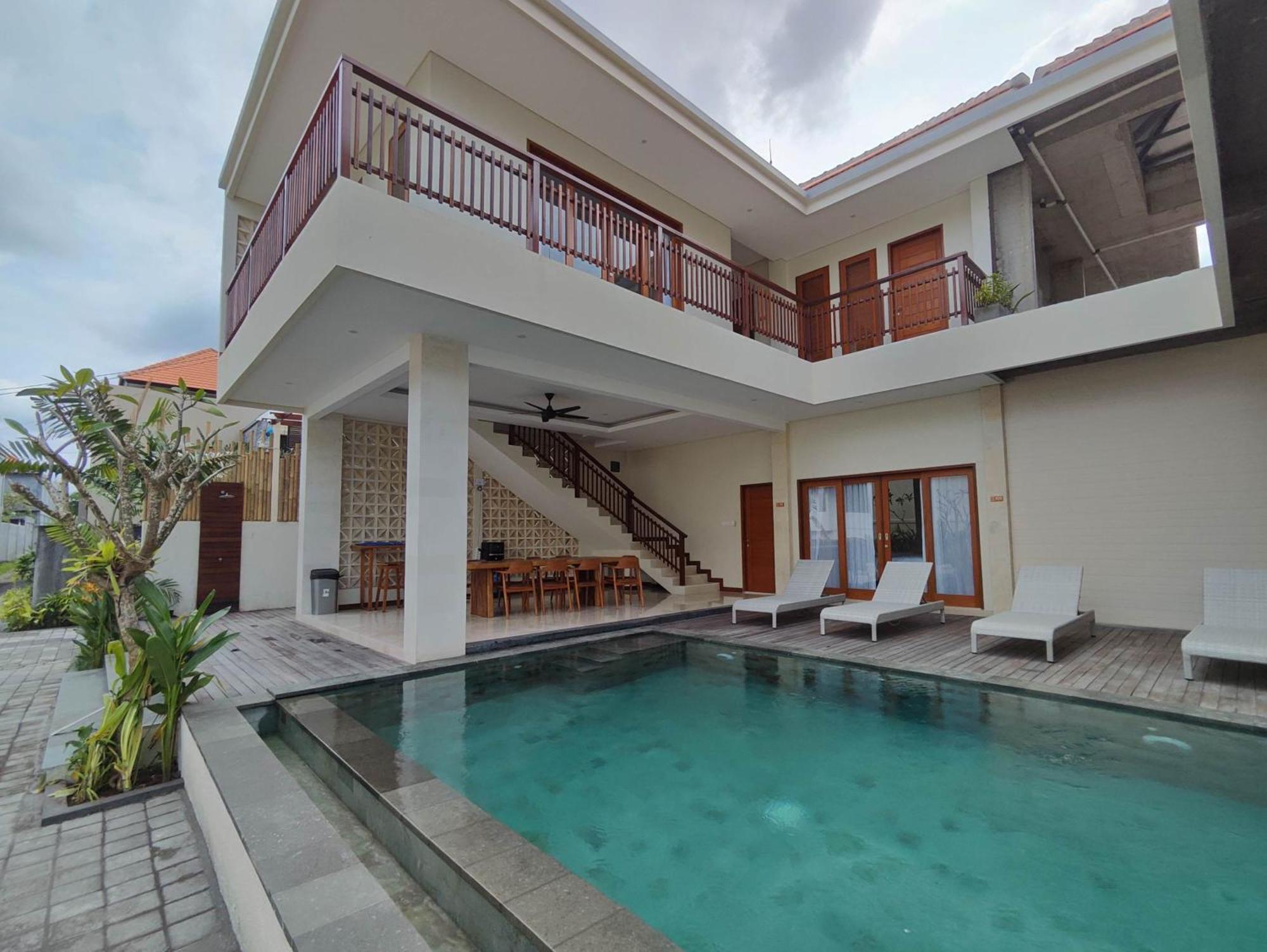 Villa Lovecho Canggu Εξωτερικό φωτογραφία